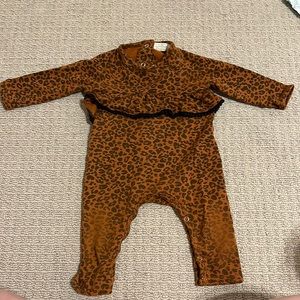 Jessica Simpson Leopard Infant Romper